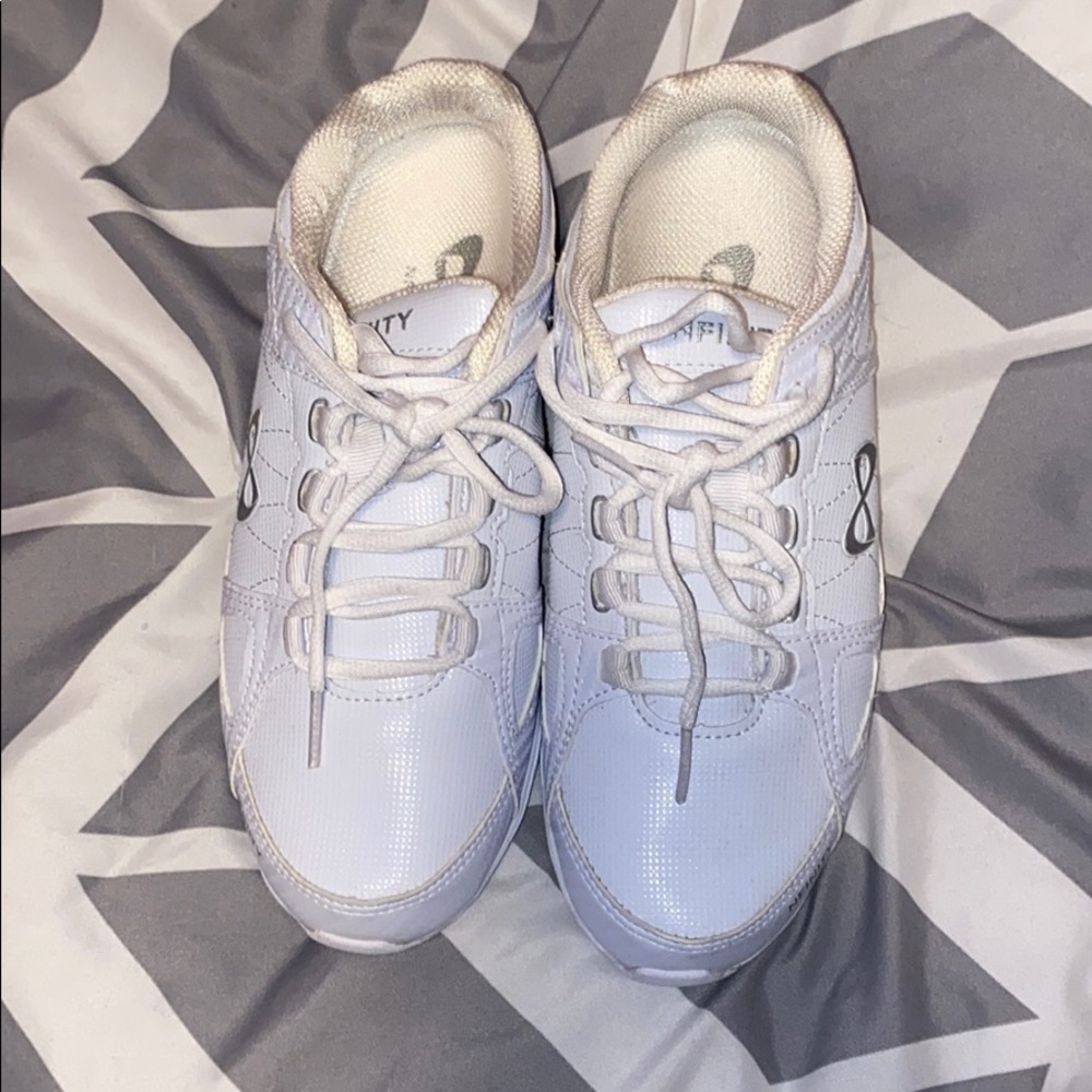 CHEER SHOES